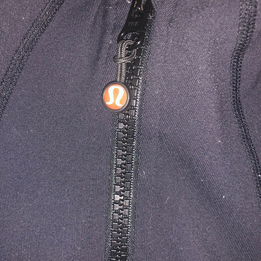VINTAGE LULULEMON DEFINE JACKET